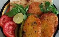 ناهار کوکو سیب زمینی خام درست کن، محشر میشه | طرز تهیه کوکو سیب زمینی خام خوشمزه به روش مجلسی