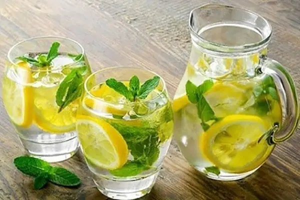 برای روزهای گرم شربت بیدمشک خانگی درست کن | دستور تهیه شربت بیدمشک خانگی؛ خوش طعم ترین نوشیدنی سنتی ایرانی