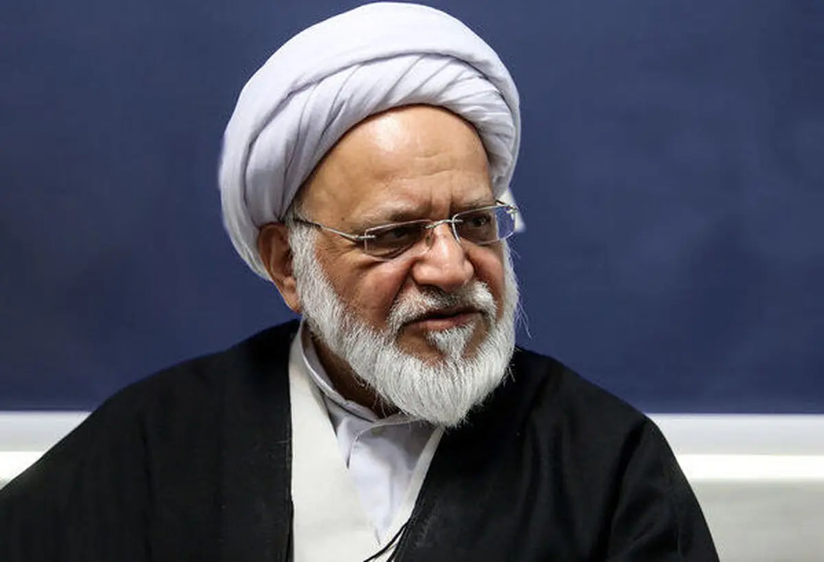 مجمع تشخیص از تعیین حدود سنی برای ریاست جمهوری استقبال کرد|  تعیین حدود سنی برای ریاست جمهوری جنجال آفرید