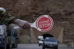 معاون وزیر بهداشت: هر گونه تشویق به سفر در رسانه ها ممنوع است
