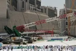 ۱۳ نفر از متهمان سقوط جرثقیل در مسجدالحرام تبرئه شدند 