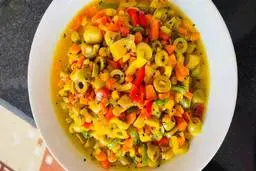 به روش اسپانیای ها ترشی درست کن! | طرز تهیه ترشی اسپانیایی خوشمزه و مجلسی