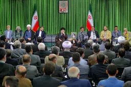 طولانی‌ترین شب شعر در حضور رهبر معظم انقلاب