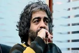 
انتقال پیکر بابک‌ خرمدین به‌دست پدرومادرش +فیلم
