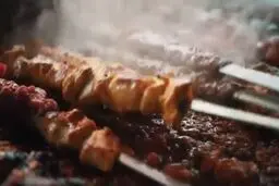 تبلیغ رستوران ایرانی بازیگر کویتی