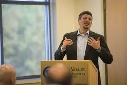 ریچارد نفیو: جنگ تحریم ها تازه شروع شده است 