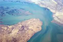 آیا بستن تنگه هرمز از سوی ایران موجب عصبانیت چین می‌شود؟ | مسدود کردن این تنگه از سوی ایران اساسا می‌تواند بازدارنده عمل کند؟