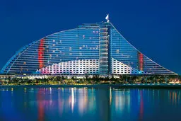 توسعه اقتصادی دبی نه اتفاقی است، نه تصادفی و نه حتی یک پروسه فرسایشی طولانی!