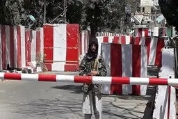 اسپوتنیک: با ورود طالبان ۸۰ درصد بودجه افغانستان به باد رفت
