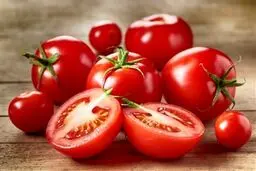 هوادار استقلال ۳۰ سال گوجه قرمز نخورد! + ویدئو 