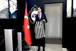 محمد نادری رسما بازیکن آلتای‌اسپور شد