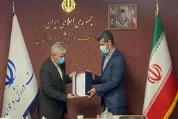 امضای وزیر ورزش پای حکم ریاست هادی ساعی در تکواندو