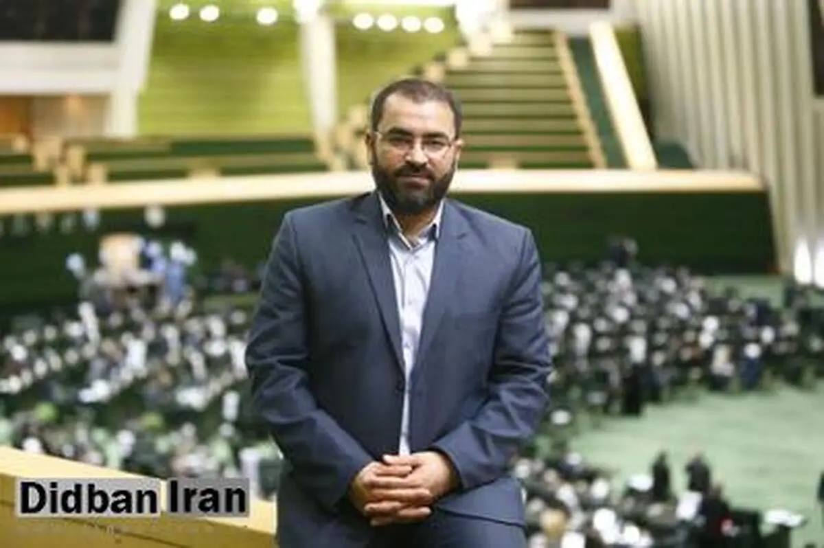 نماینده آبادان: قیمت نفت و دلار در بودجه۱۴۰۲ غیر واقعی است | دولت با کسری مواجه میشود | عدم تغییر نفرات تیم اقتصادی دولت، فشار بر مردم و نظام را بیشتر کرد