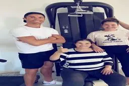 تصویری از رونالدو در کنار مادرش که دوباره به زندگی برگشت 
