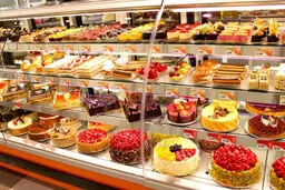 افزایش بیش از ۶۰ درصدی قیمت شیرینی‌های خشک