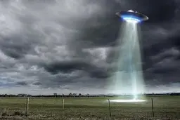 این صدا را فقط مو فرفری‌ها شنیدند | حمله صوتی فضایی ها به زمین | عجیب ولی واقعی 