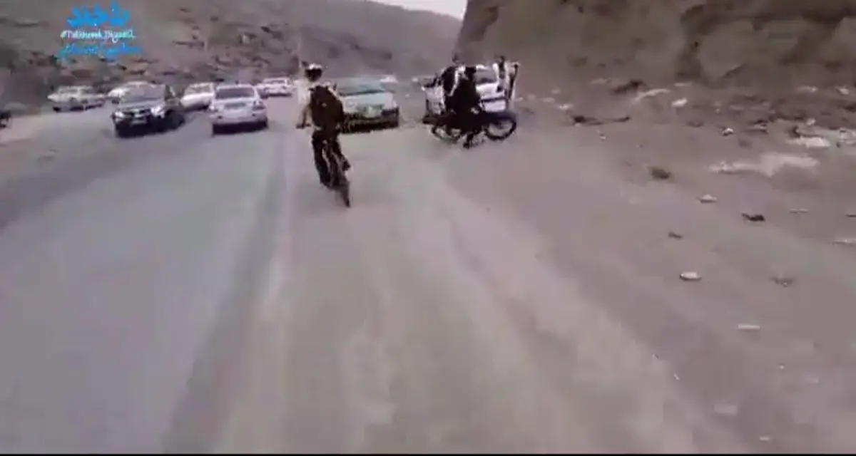 متاسفانه تو کشور ما ،دوچرخه سواران هیچ گونه حقوقی ندارن... + ویدئو
