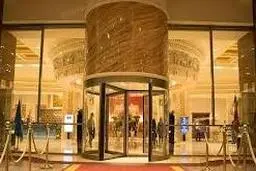 دختر و پسر عاشق در هتل اسپیناس تهران خودکشی کردند