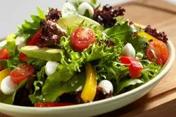 یک سالاد سالم و خوشمزه کنار غذا خیلی می‌چسبه! | طرز تهیه سالاد مرغ +ویدئو
