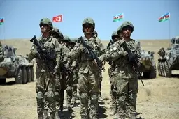 رزمایش آذربایجان و ترکیه در نزدیکی مرزهای ایران 