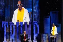 متلک خواننده آمریکایی به پیشنهاد ترامپ 