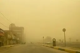 طوفان شدید گرد و غبار در عراق و وزش بادهای ویرانگر در عربستان