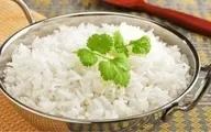 چگونه از مسمومیت ناشی از برنج مانده جلوگیری کنیم؟ |  برنج پخته را هرگز بیرون یخچال نگه ندارید، خطر مسمومیت شدید به همراه دارد!