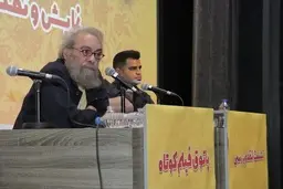 فراستی | نمی‌توانید فریبم دهید |  اصغر فرهادی هیچی بلد نیست