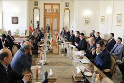 دیدار و رایزنی مشاور امنیت ملی عراق با وزیر امور خارجه کشور