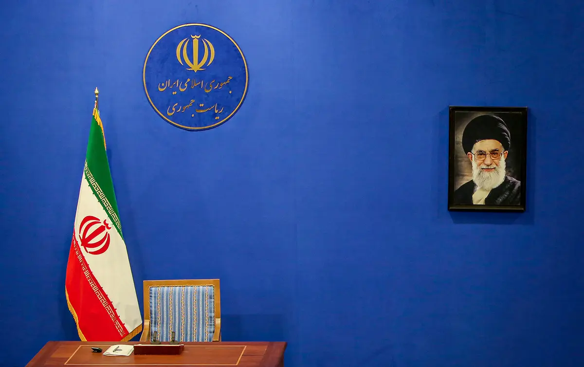 سرنوشت رئیس جمهور بعد از مرحوم هاشمی رفسنجانی  | آینده حسن روحانی پس از اتمام ریاست جمهوری‌