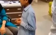 پسر بچه‌ای در شهر خاش که هنگام نفس کشیدن صدای سوت می‌دهد! | پسر بچه‌ای که یک سوت قورت داده است!+ویدئو 