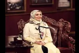 ژیلا صادقی مجری و بازیگر از دلیل دور ماندنش از تلویزیون پرده برداشت | پیگیری قضایی از هنرمندان غیرحرفه‌ای