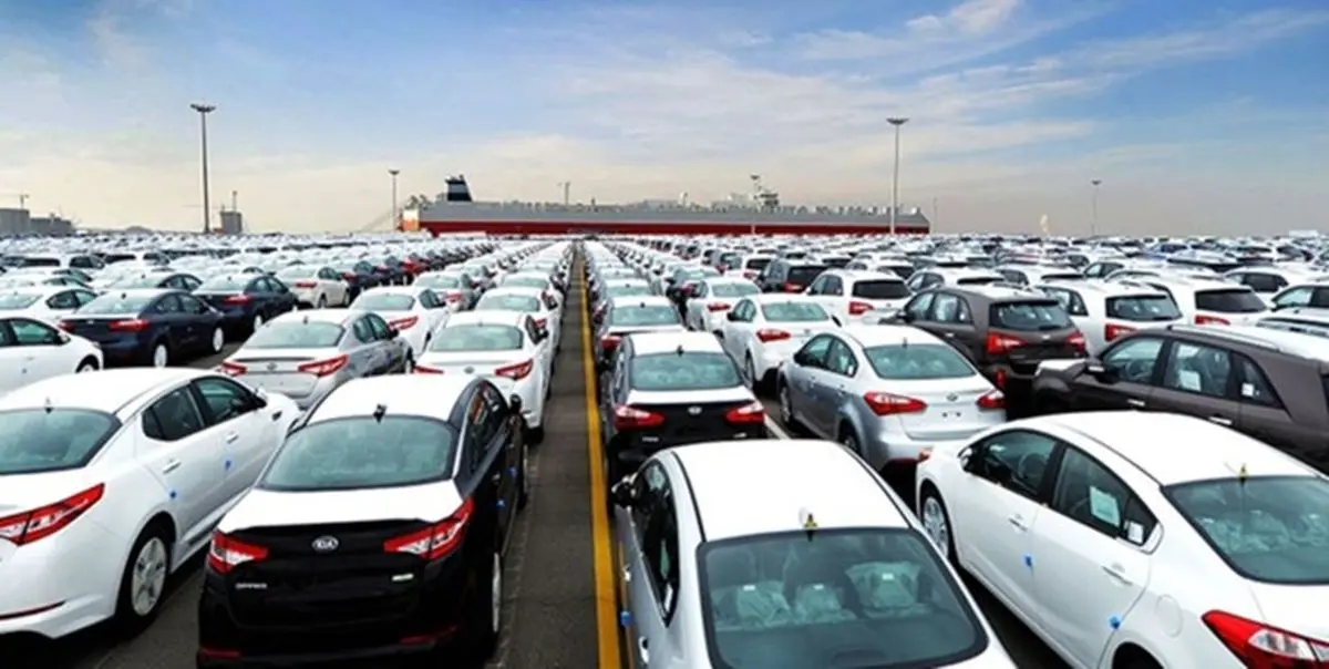 کنایه روزنامه جمهوری اسلامی به مصوبه واردات خودرو: مثل «نون‌خشک بیار، نمک ببر» است