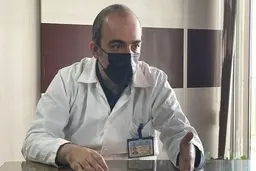 عضو کمیته علمی کرونا: بیماریابیِ ما با کشورهای موفق در کنترل کرونا قابل قیاس نیست | ما روزی ۱۰۰ هزار نفر را تست می‌کنیم، انگلیس ۱.۳ میلیون نفر