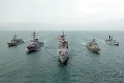 پرسنل ۲۶ ناو جنگی آمریکا به کرونا مبتلا شده‌اند 