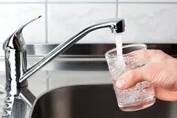 آب در خیابان آمادگاه و چهارراه فلسطین وصل شد