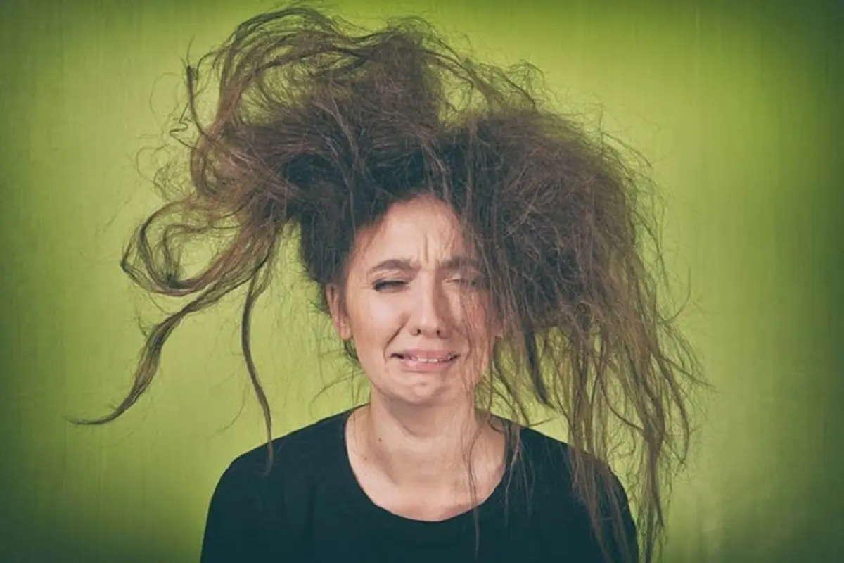 کراتینه کردن مو و عوارض و خطرات آن 