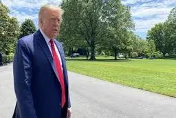 ترامپ: اگر ناآرامی‌های نیویورک را سر و سامان ندهند خودم مسئله را حل می‌کنم 