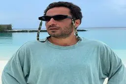 نوید محمدزاده در کنار خانم بازیگر+ عکس