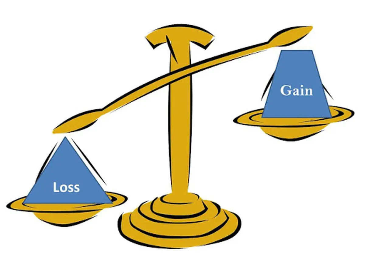 پدیده زیان‌گریزی چه چیزی را توضیح می‌دهد؟ | فوبیای زیان