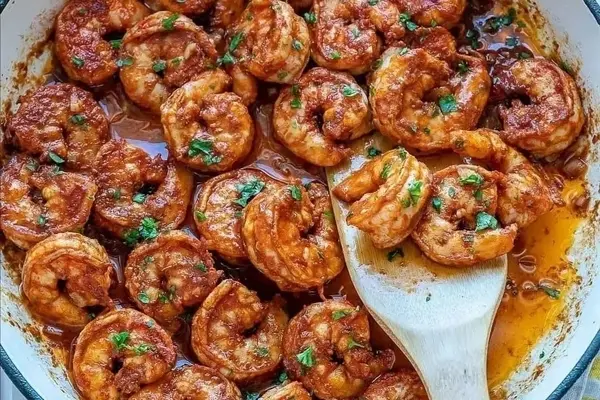 طرز تهیه میگو زعفرونی مناسب شام و مهمانی | بهترین روش پخت میگو زعفرونی 