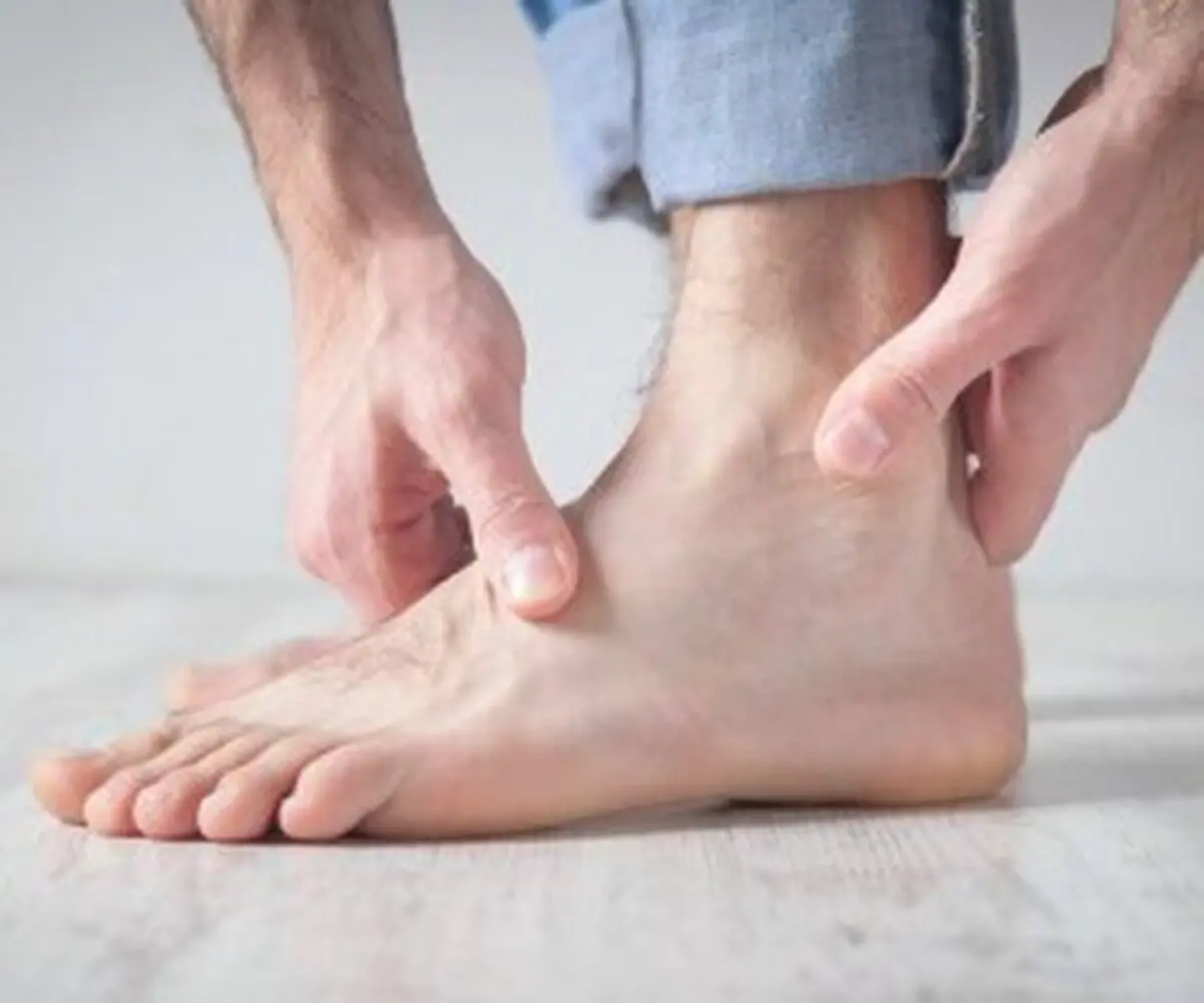 علائم دیگر مشکل قلبی همراه با بی حسی پاها
