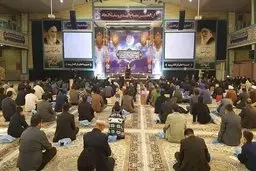 تردد کامیون و خودروهای سنگین در شب های قدر در سطح شهر تهران ممنوع شد.