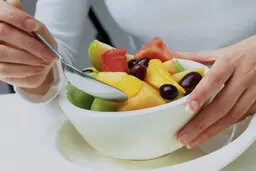درمان فوری کبد چرب فقط با چند میوه