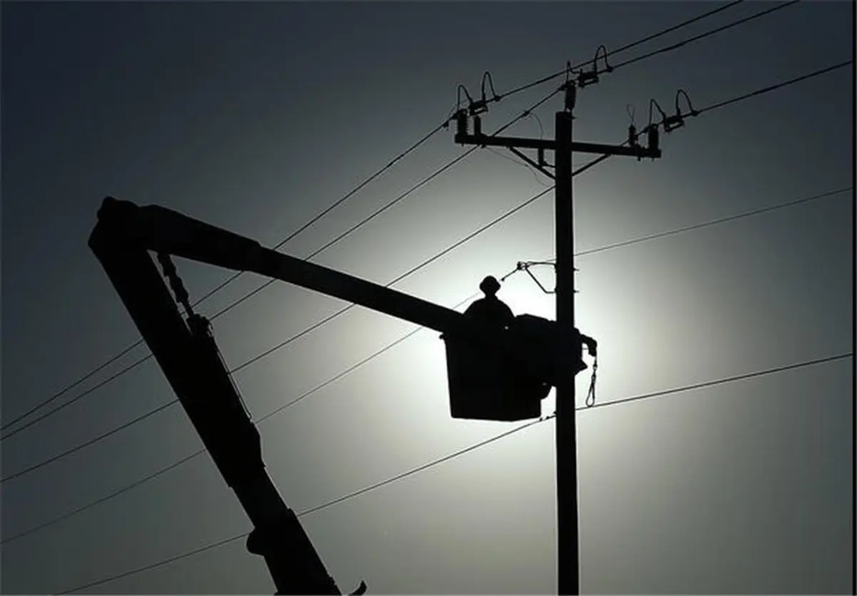 علت قطعی‌های گسترده دیروز برق  |  کمبود عجیب حدود ۹۰۰۰ مگاوات برق در شبکه