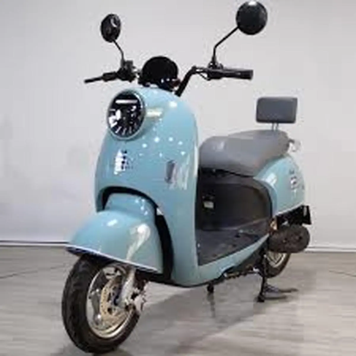 واردات موتور برقی، کشور را بمبئی می‌کند | ما در نسل سومیم، جهان در نسل ششم