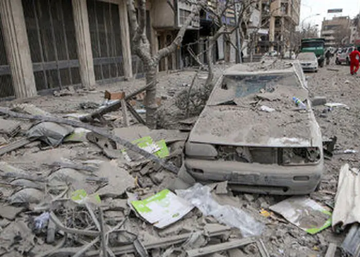 خبر مهم برای مالکان خودروهای آسیب‌دیده در جنگ | مراجعه حضوری و این هزینه لغو شد