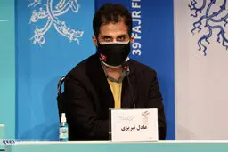 عادل تبریزی: فیلم‌نامه «گیج‌گاه»، زودتر از «روزی روزگاری در هالیوود» نوشته شد