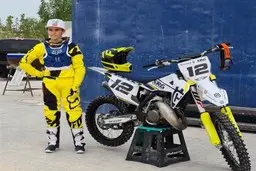 معروفیت این دختر 15 ساله به عنوان بهترین موتورسوار ایرانی