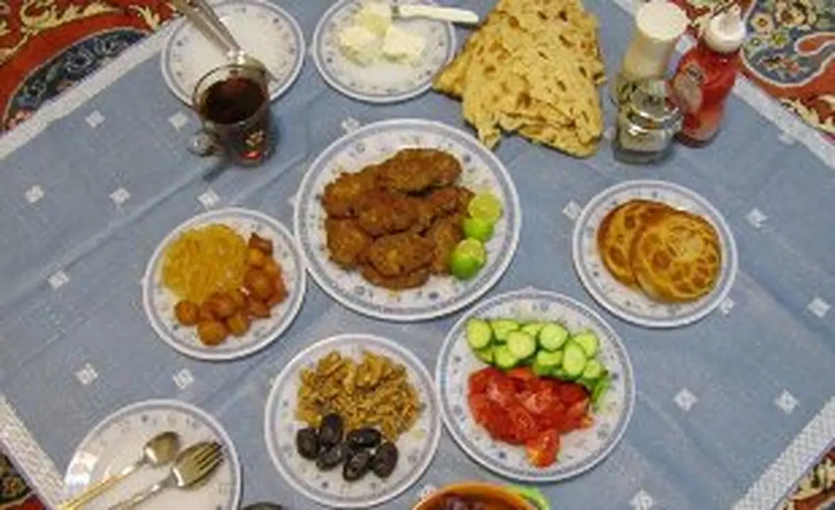  چند توصیه و راهکار برای ساعات طولانی روزه‌داری 